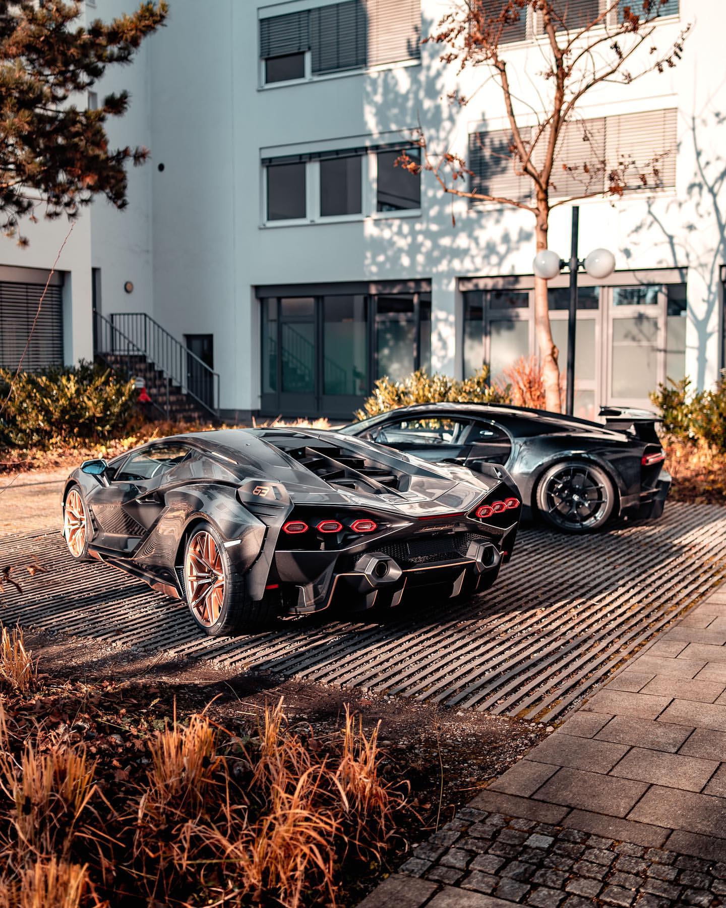 布加迪Chiron Pur Sport和蘭博基尼Sián