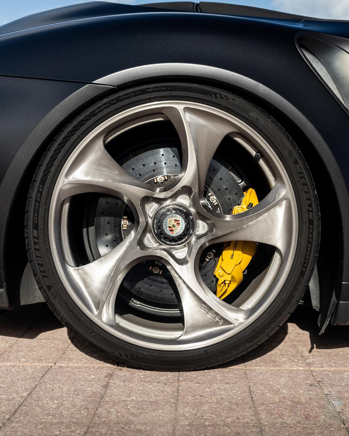 敞篷保時捷911 Turbo S