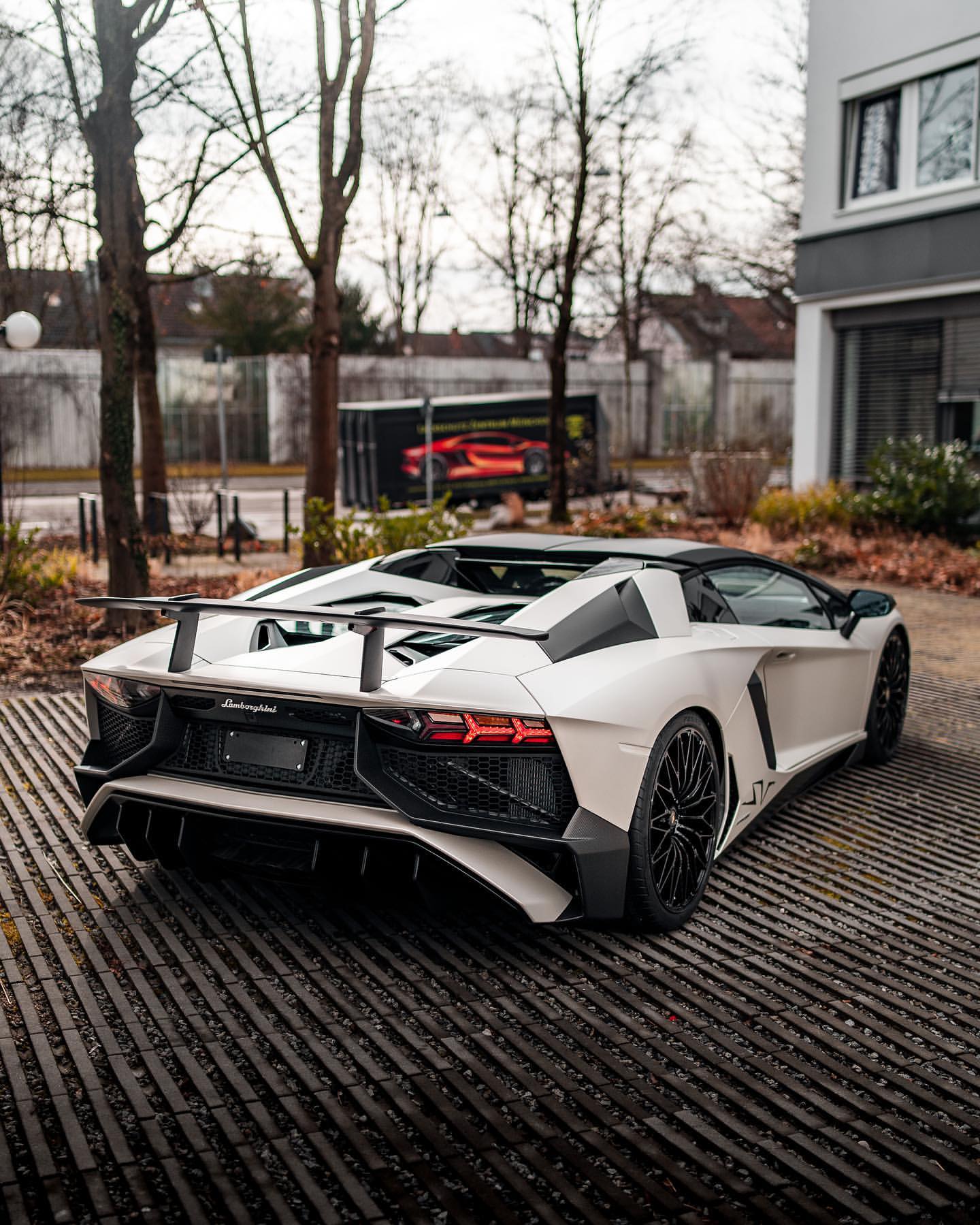 蘭博基尼Aventador SV Roadster