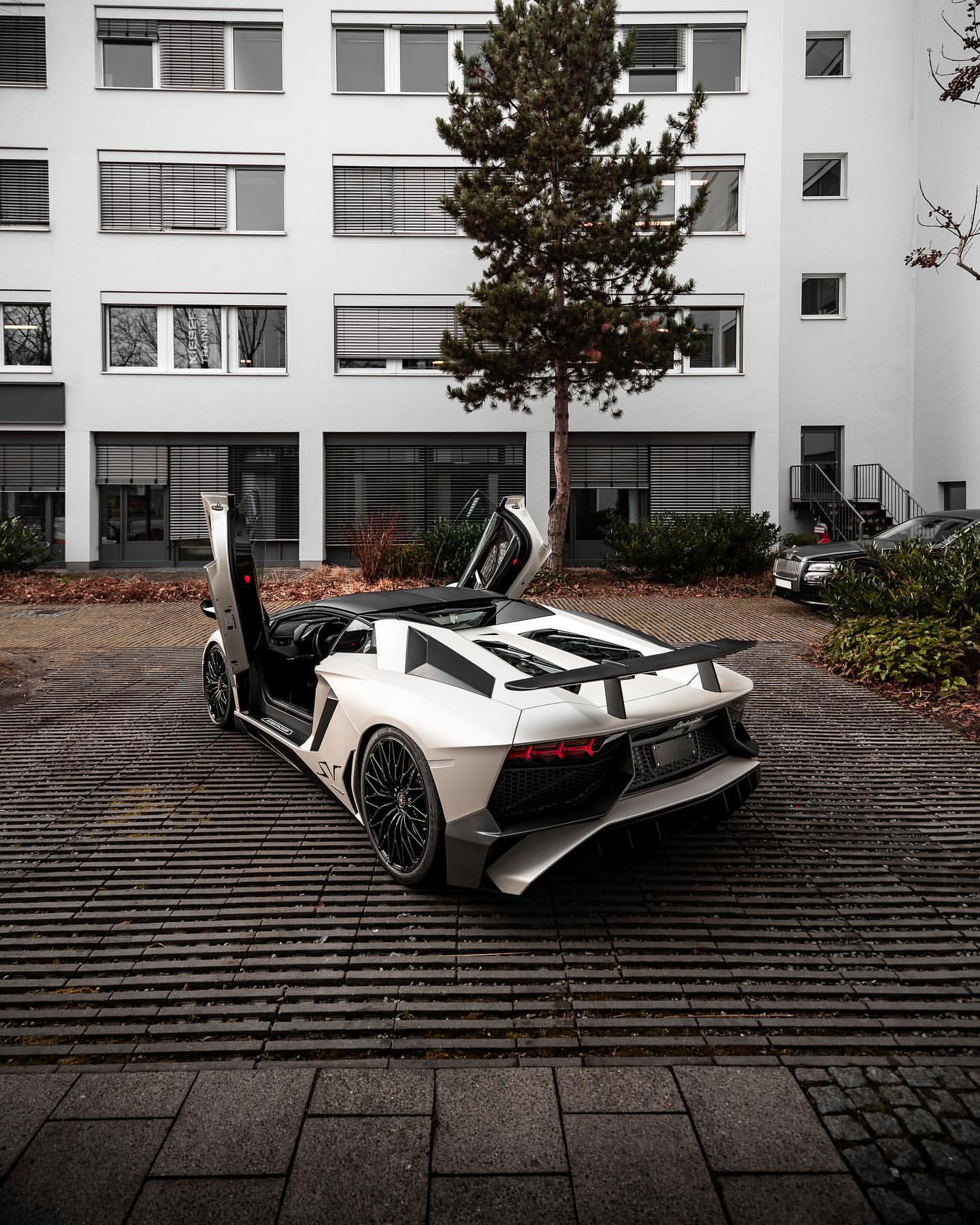 蘭博基尼Aventador SV Roadster
