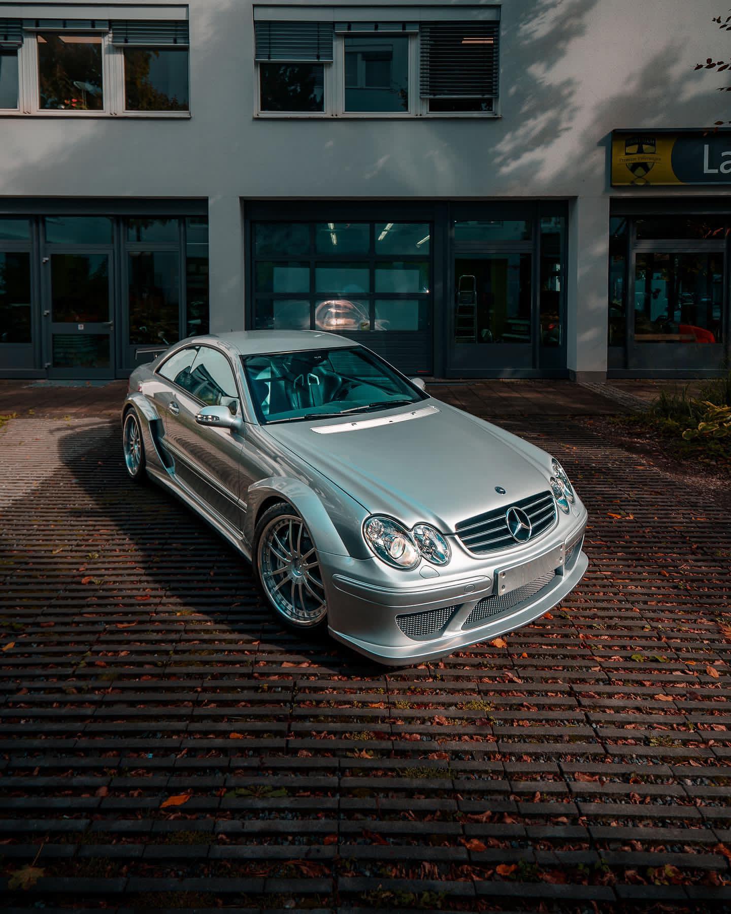 梅賽德斯奔馳CLK DTM AMG