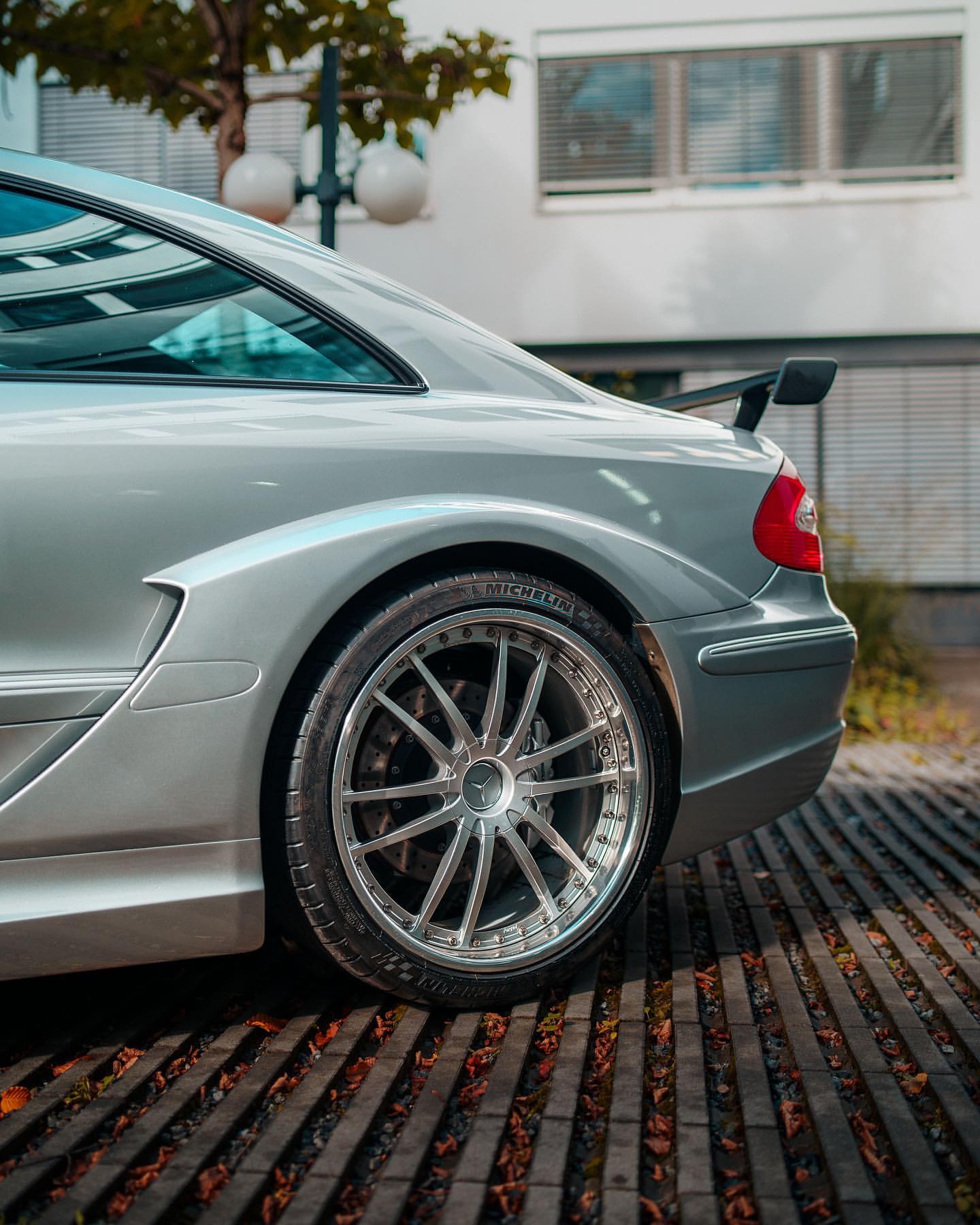 梅賽德斯奔馳CLK DTM AMG