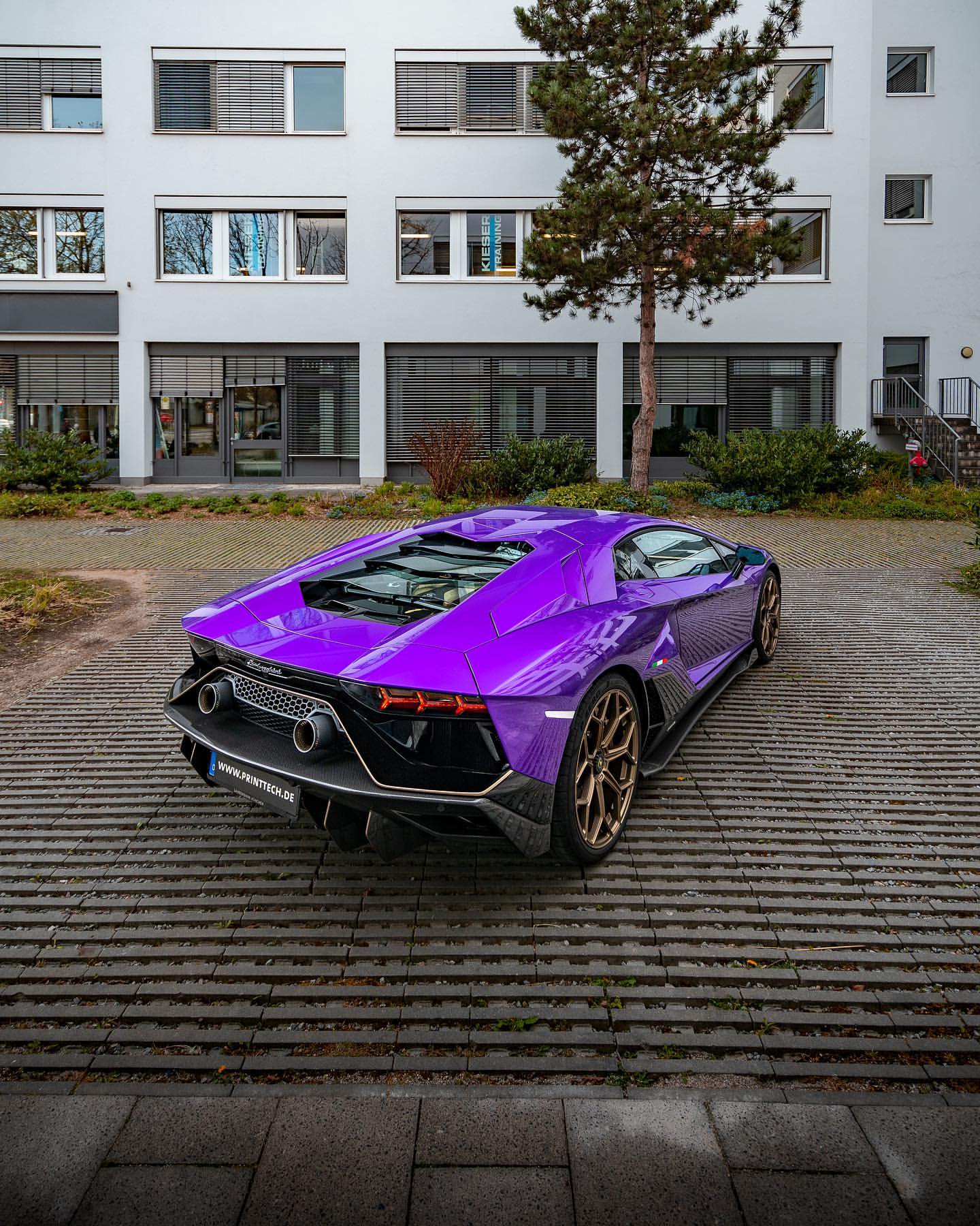 蘭博基尼Aventador