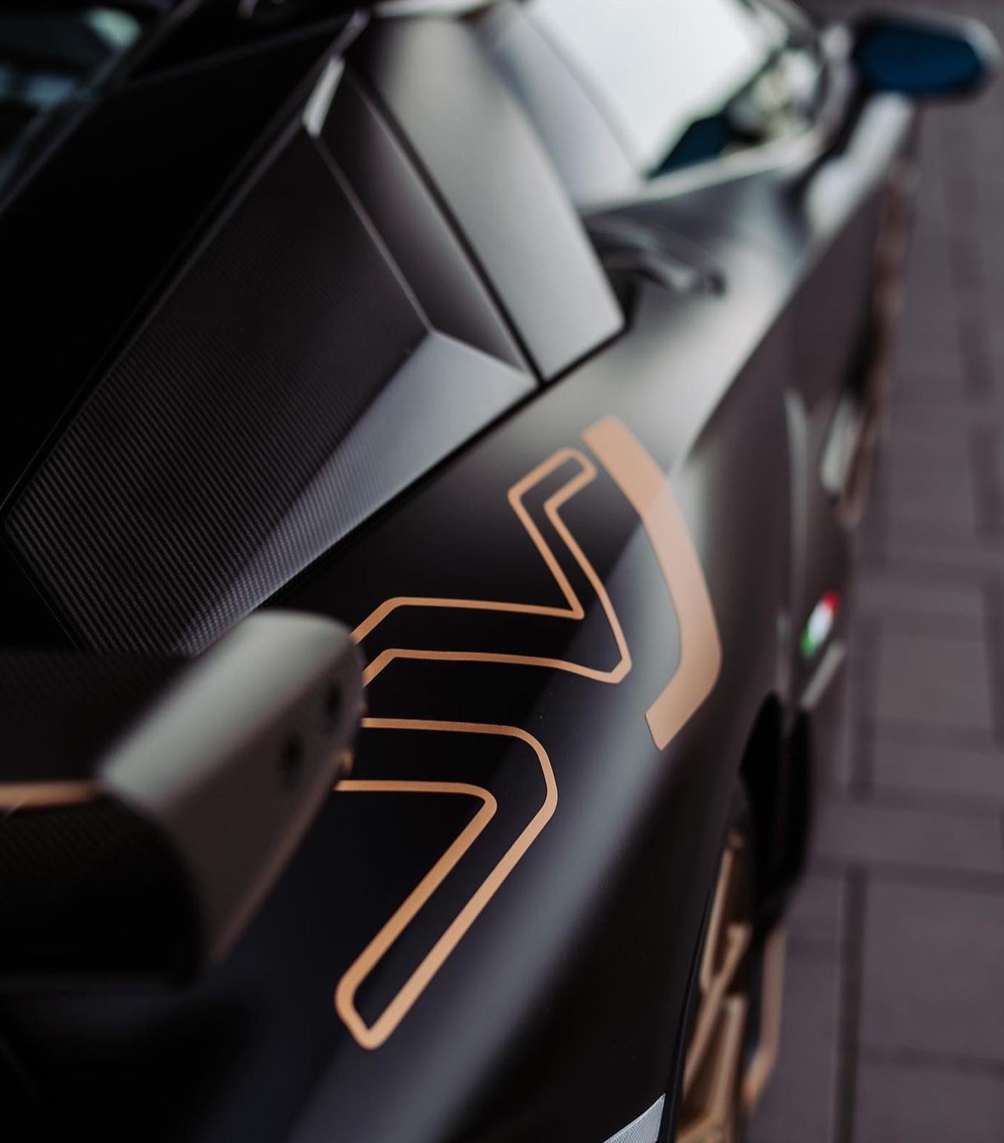 蘭博基尼AVENTADOR SVJ