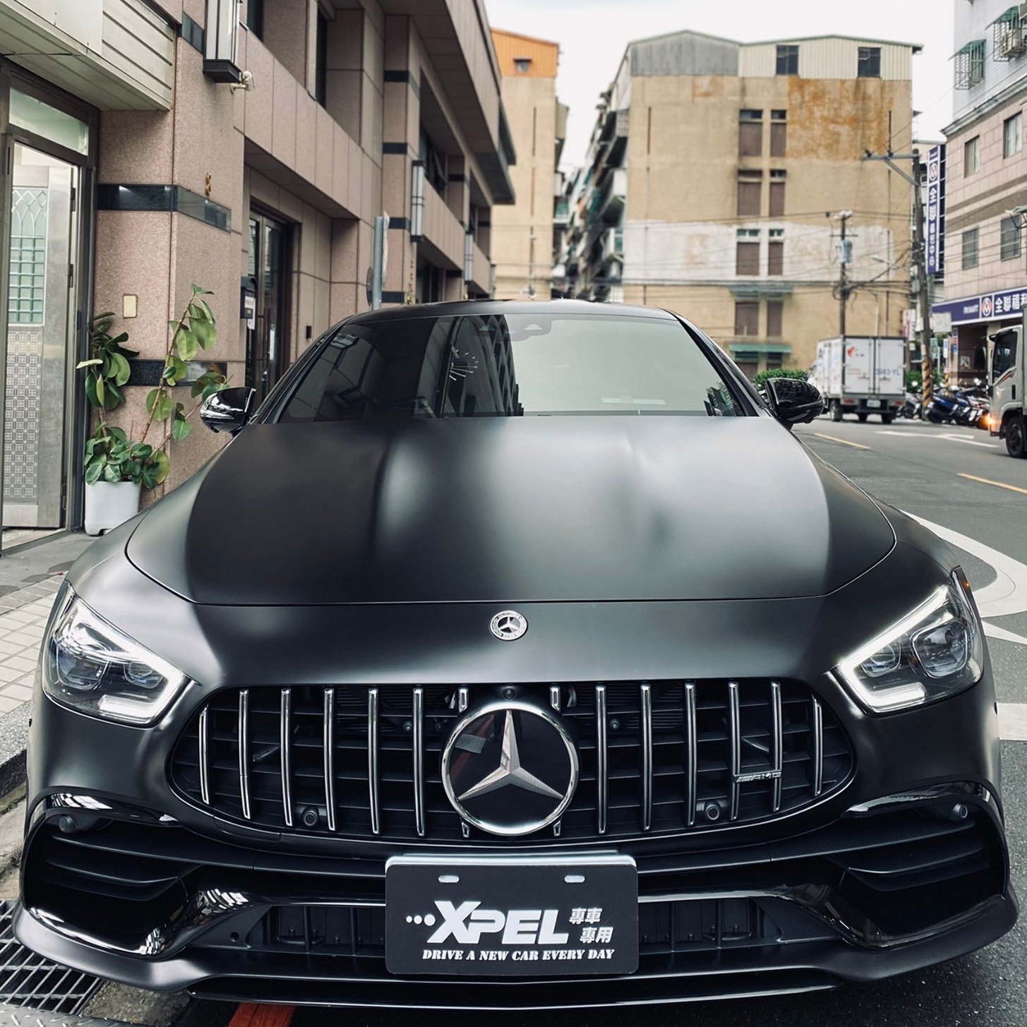 梅賽德斯·奔馳AMG GT43