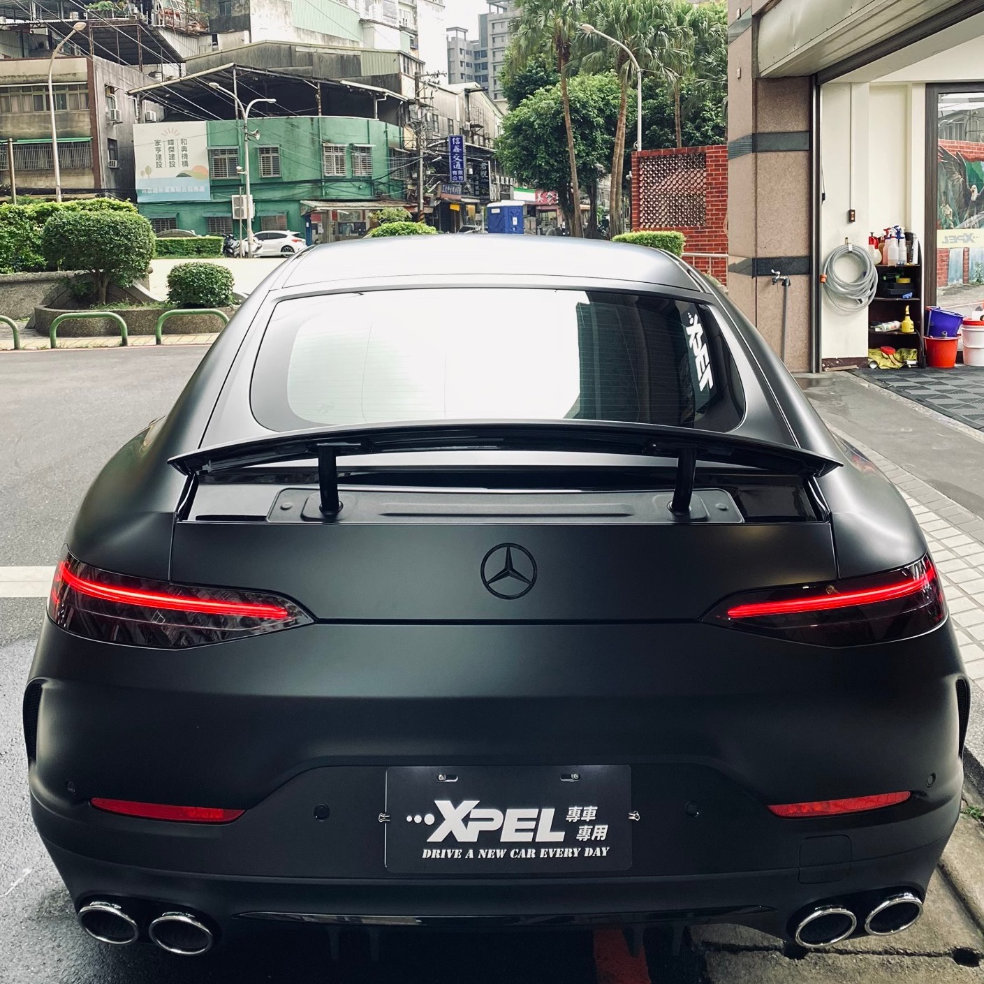 梅賽德斯·奔馳AMG GT43