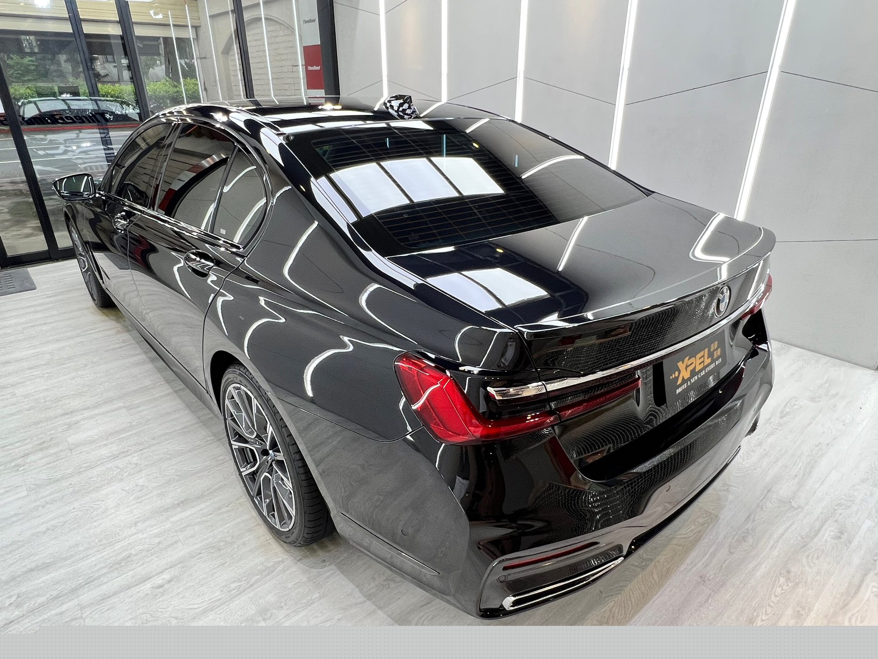 寶馬BMW 740i