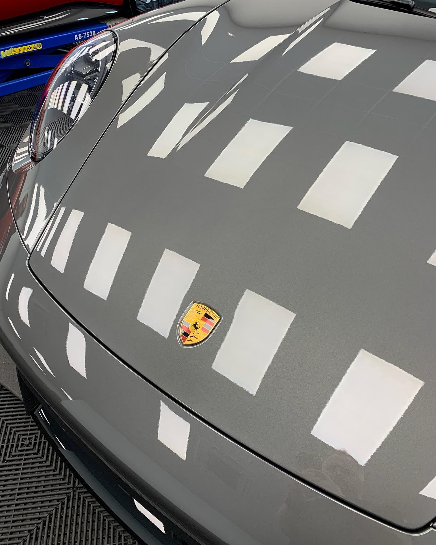 新款保時捷911 Turbo S裝貼XPEL漆面保護膜/隱形車衣