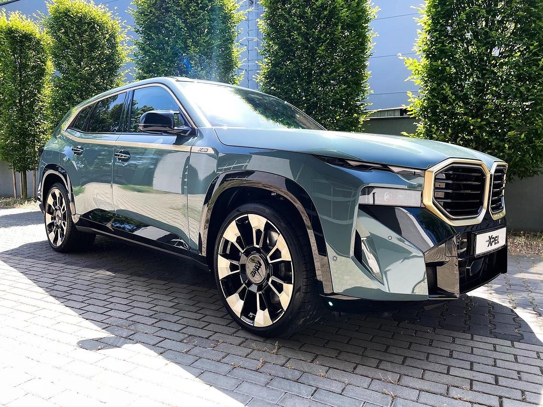 BMW XM裝貼XPEL漆面保護膜