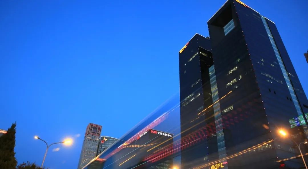 炎熱夏季有效降低室溫且節能的方式——XPEL VISION建筑膜實測